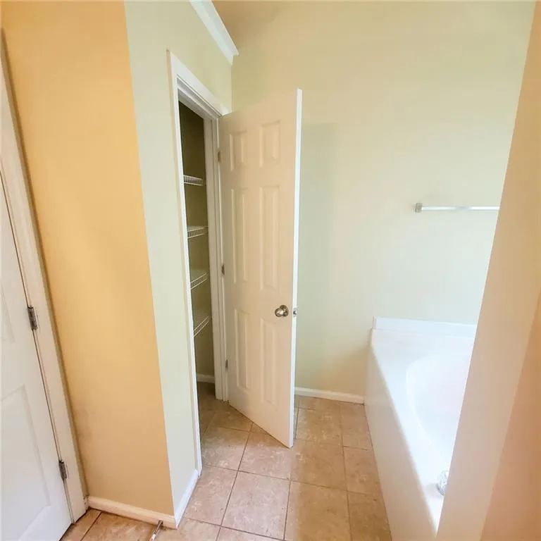 Buford, Georgia 30519, United States, 4 Bedrooms Bedrooms, ,3 BathroomsBathrooms,Residential,Active,180400