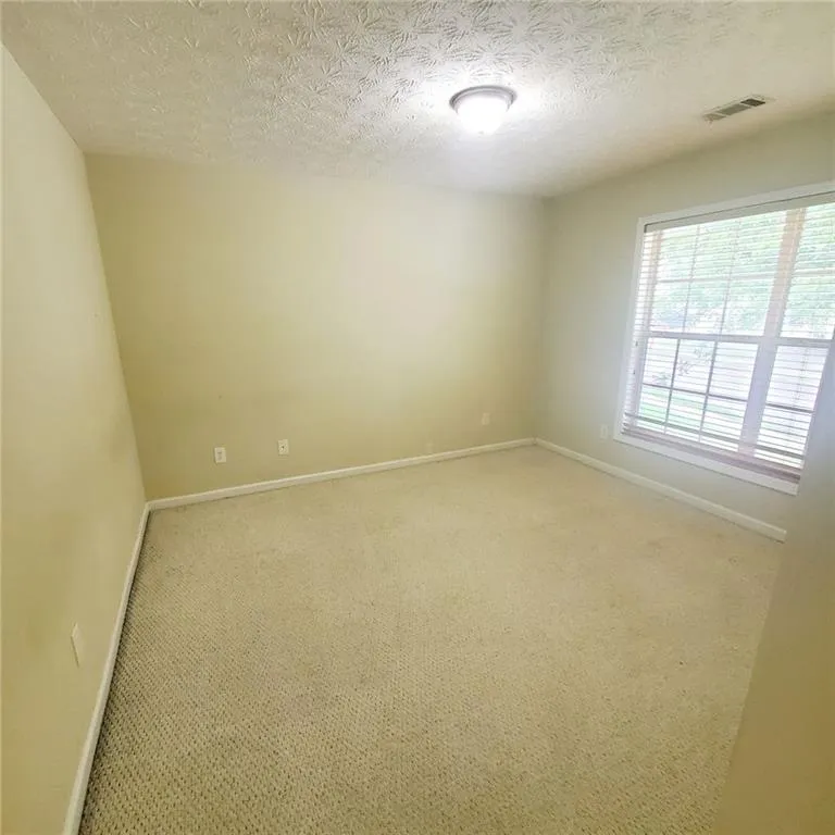 Buford, Georgia 30519, United States, 4 Bedrooms Bedrooms, ,3 BathroomsBathrooms,Residential,Active,180400