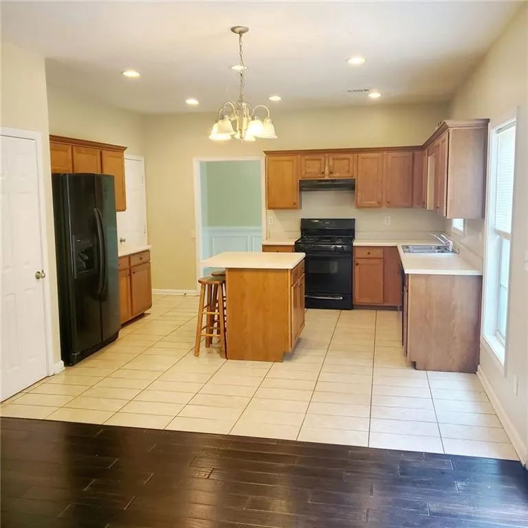 Buford, Georgia 30519, United States, 4 Bedrooms Bedrooms, ,3 BathroomsBathrooms,Residential,Active,180400