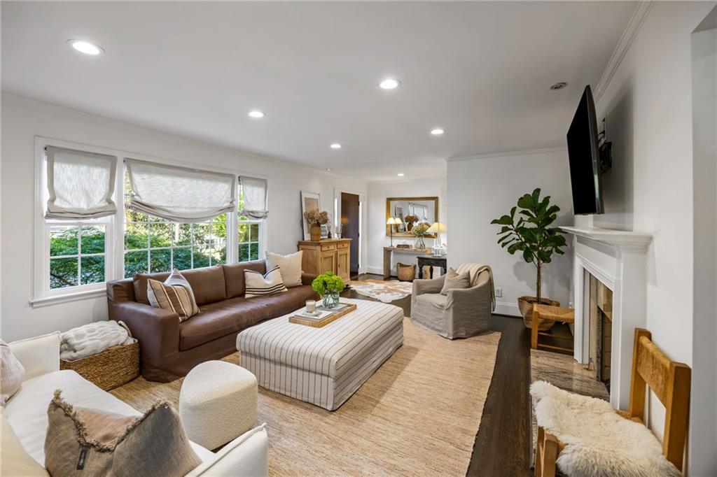 3177 Towerview Drive NE