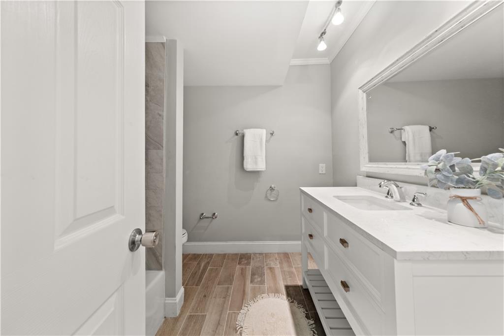 6851 Roswell Road #F32, Sandy Springs, Georgia image 19