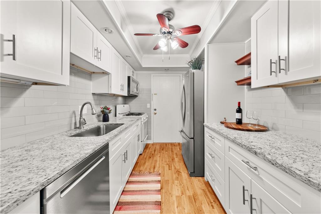 6851 Roswell Road #F32, Sandy Springs, Georgia image 3
