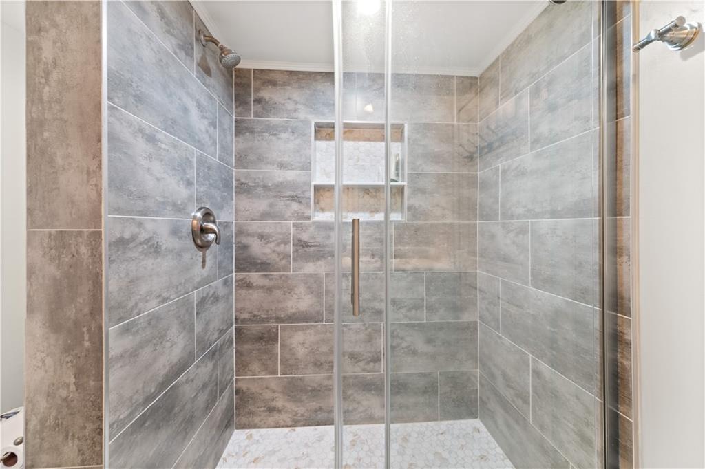 6851 Roswell Road #F32, Sandy Springs, Georgia image 15