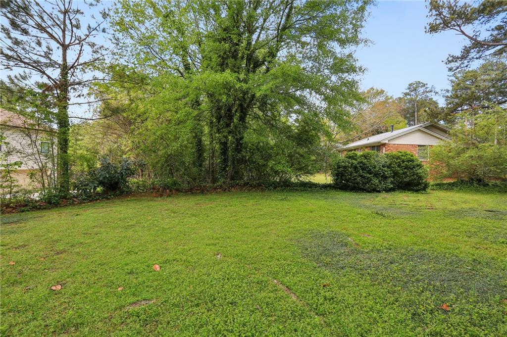 1911 Lavista Road NE