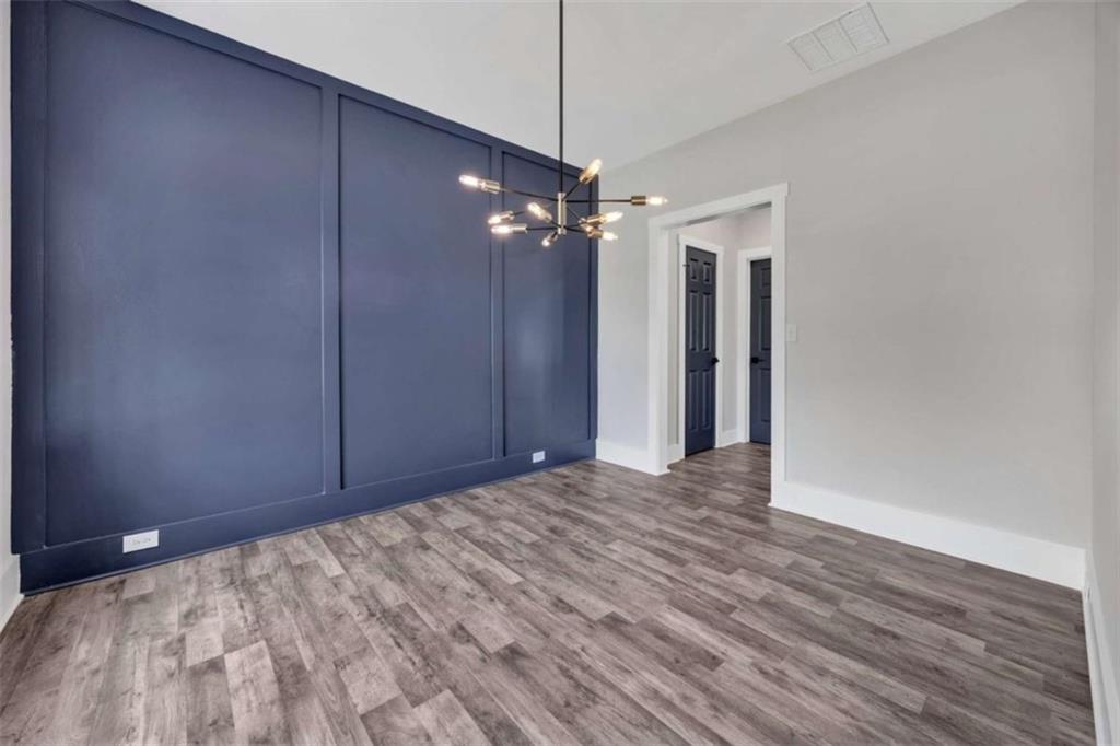 15 Kestrel Circle