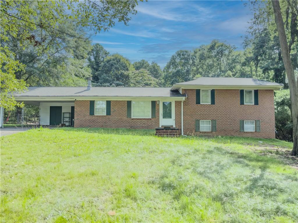 170 Huntington Court
