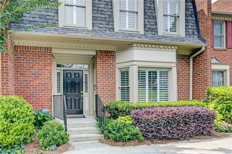 Townhouse For Sale - 10 Plantation Drive<br/> Atlanta, GA 30324