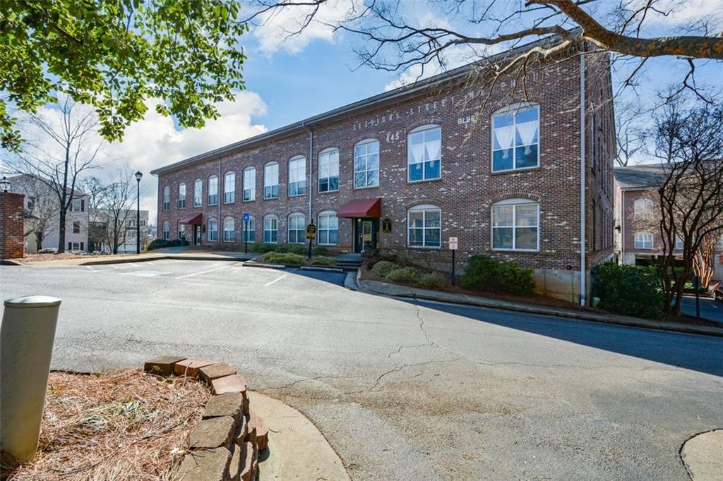 445 N Sessions Street NW 1102