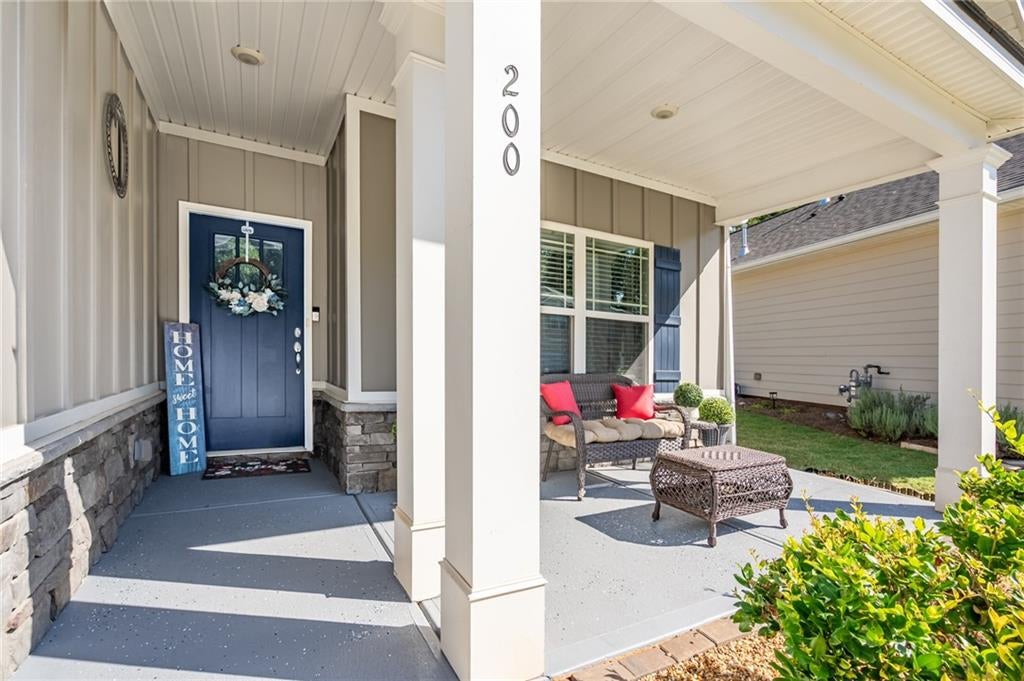 200 Vineyard Walk