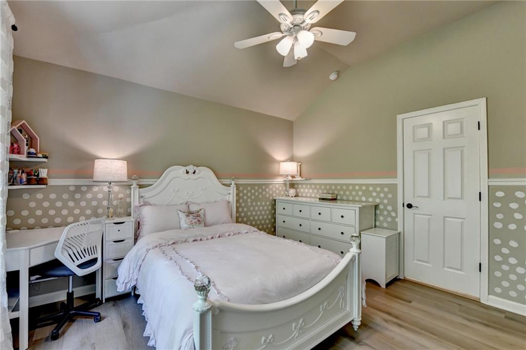 KIMBALL ESTATES - Residential Lease
