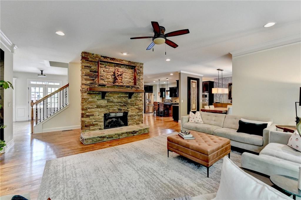 KIMBALL ESTATES - Residential Lease