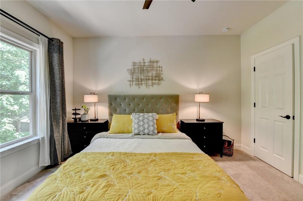 KIMBALL ESTATES - Residential Lease