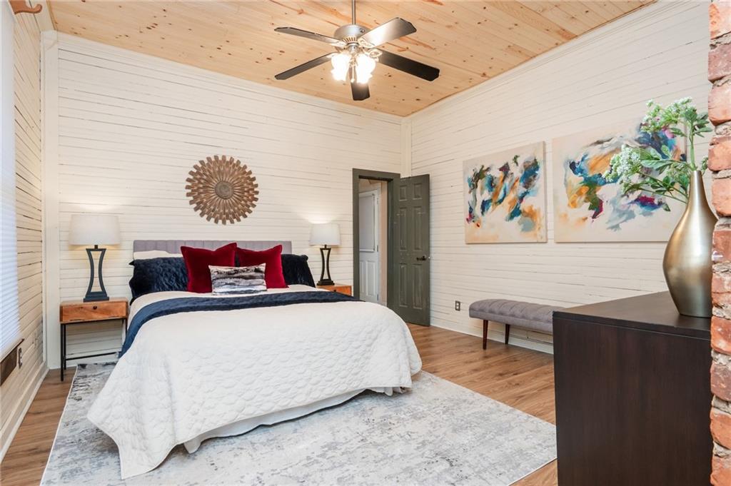 1118 Glenwood Avenue SE