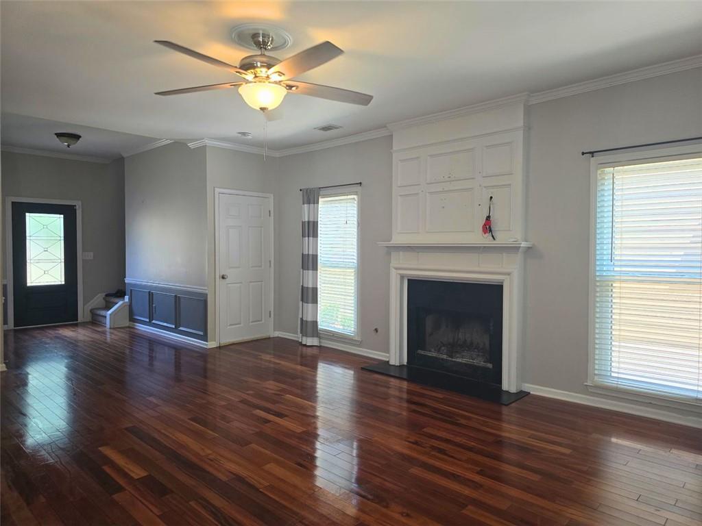 310 AVEBURY Court
