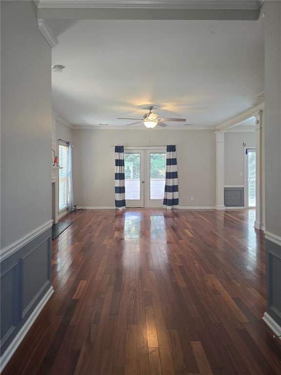 310 AVEBURY Court