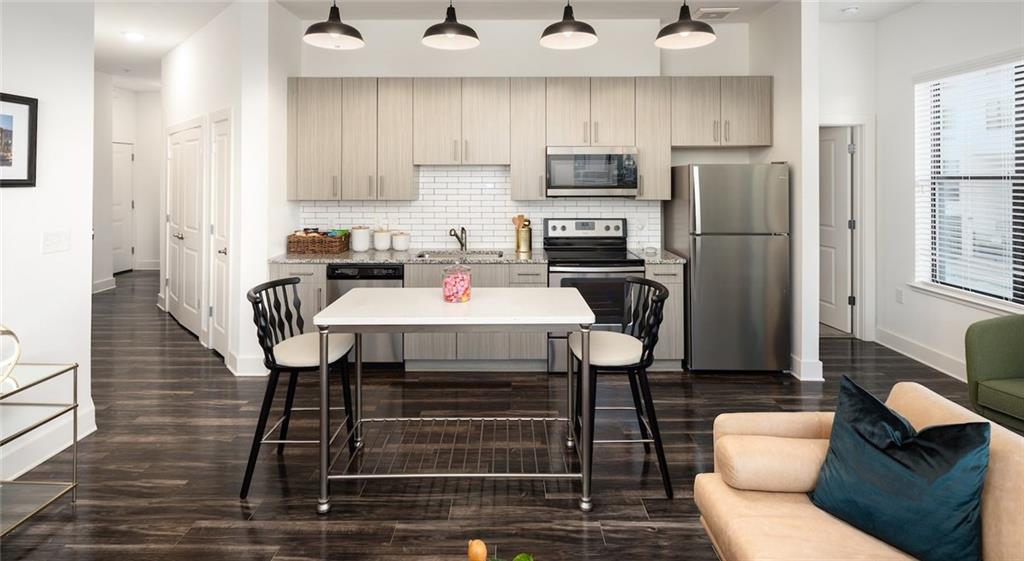 5193 Peachtree Boulevard 1102
