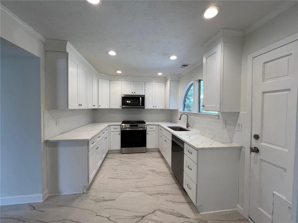 2290 Honeycomb Court