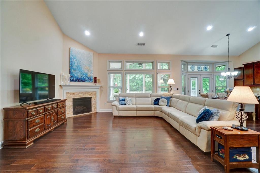 184 Glenn Eagles Way Way, Hiram, Georgia image 16