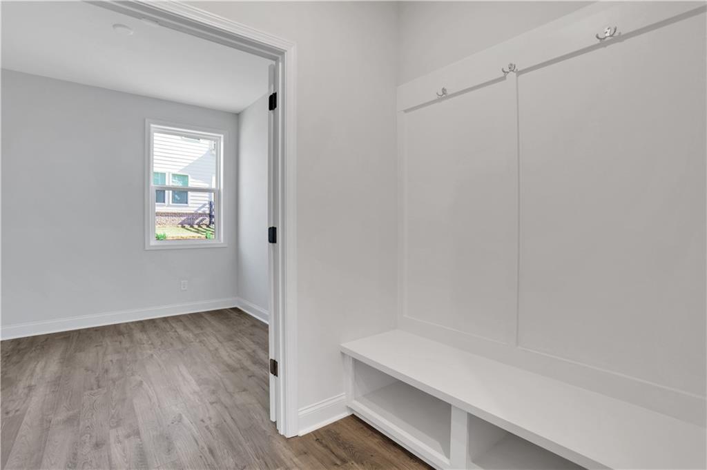 5113 Hillside Haven Drive SW