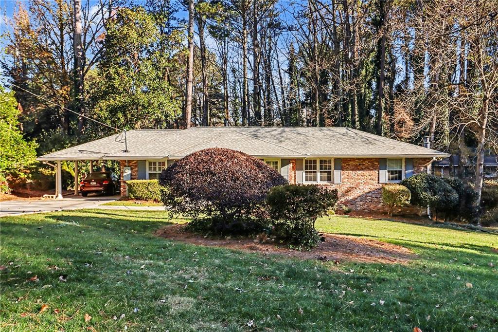 1777 Rosalind Drive NE