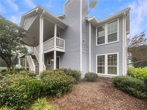 Condo For Sale - 802 Olde Mill Lane<br/> Norcross, GA 30093