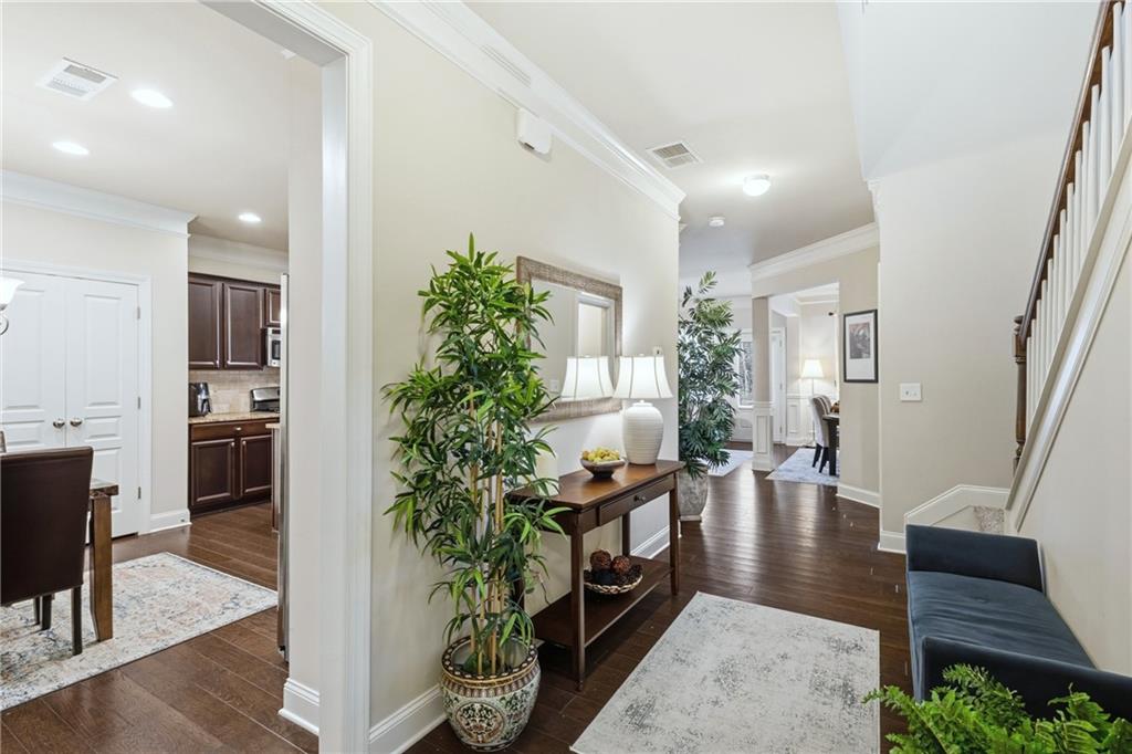 6210 Crested Moss Drive