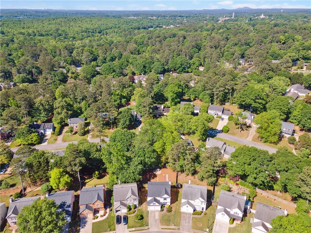 5035 Pattingham Drive, Roswell, Georgia image 40