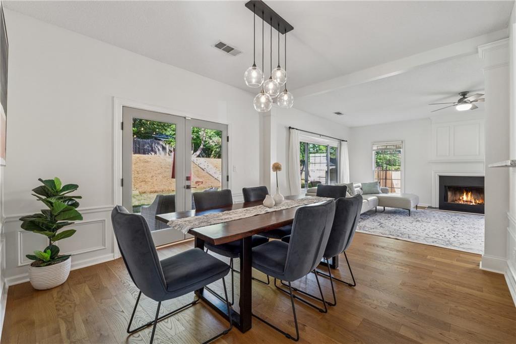5035 Pattingham Drive, Roswell, Georgia image 7