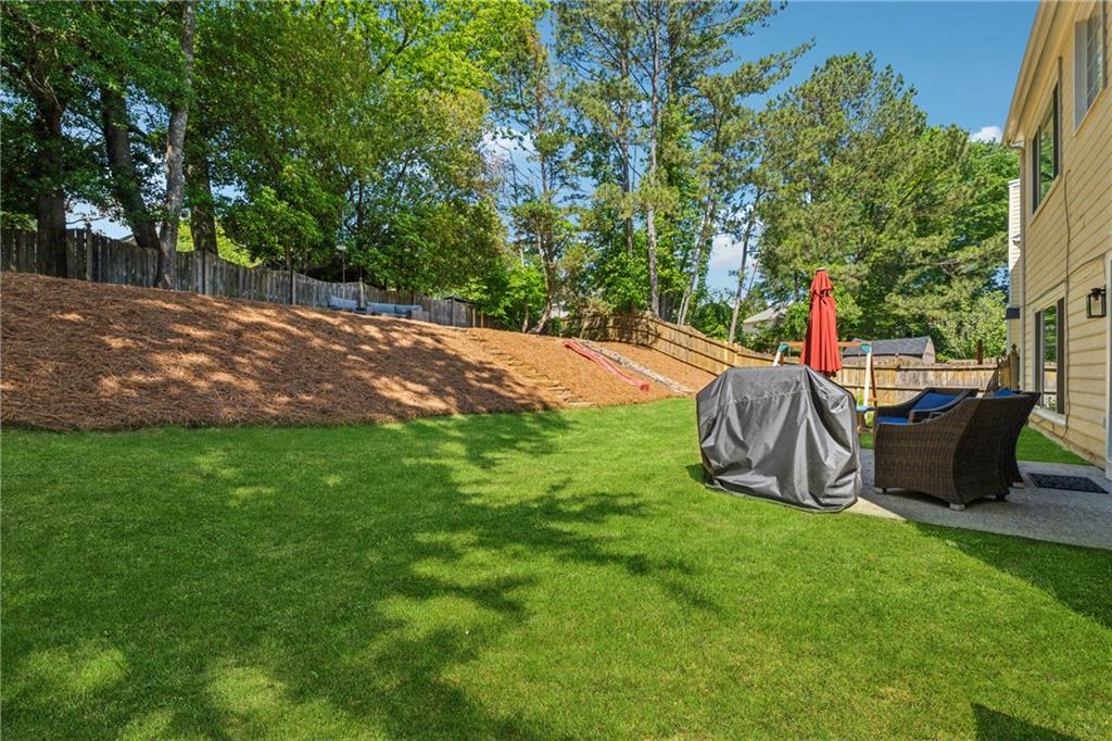 5035 Pattingham Drive, Roswell, Georgia image 29