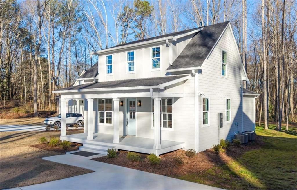 Photo of 479 West Avenue, Bowdon, GA 30108 (MLS # 7704051)