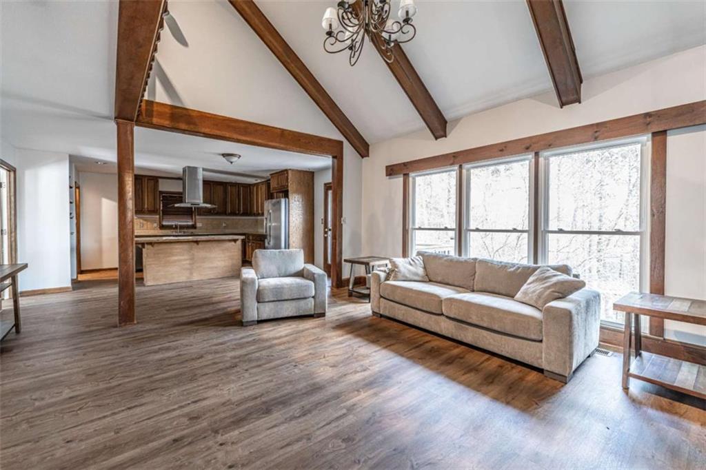 27 Saddle Mountain Road