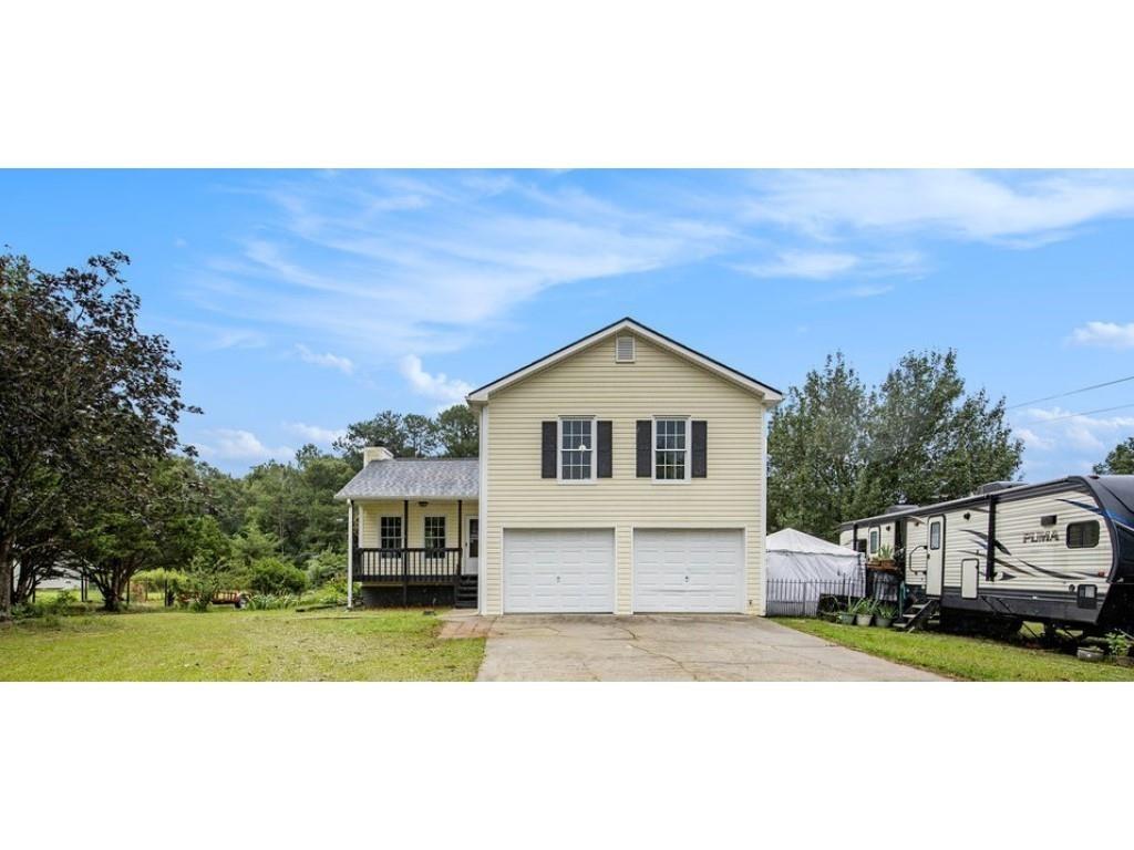 2730 Milton Bryan Drive, Loganville, Georgia image 1