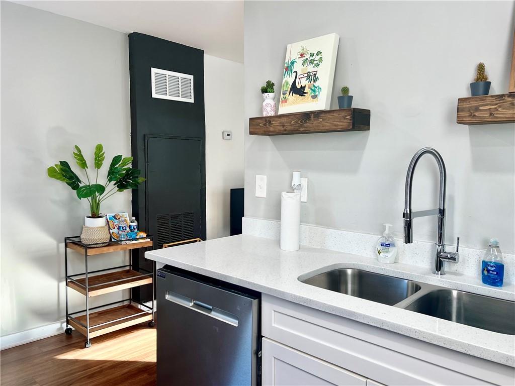 1165 Eggleston Street SW 4