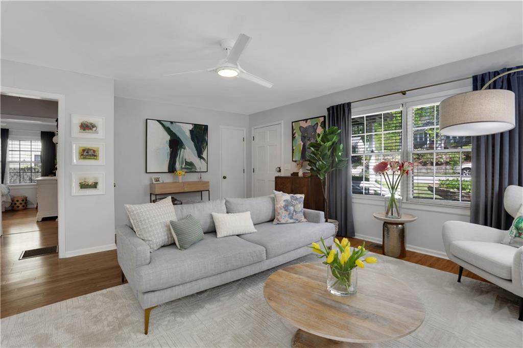 989 Ormewood Avenue SE