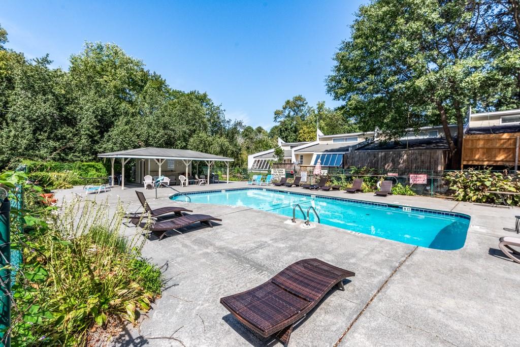 Joshuas Landing - Residential