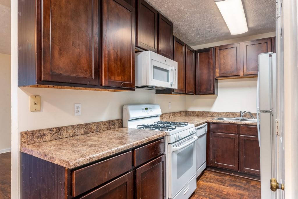 Joshuas Landing - Residential