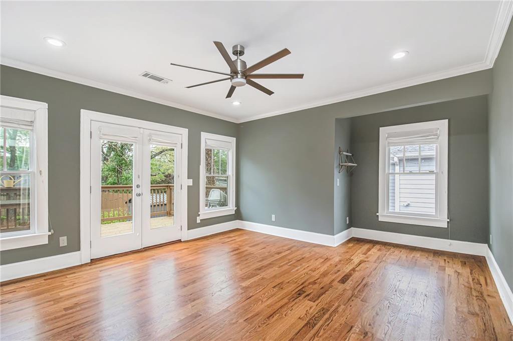 559 Robinson Avenue, Atlanta, Georgia image 13