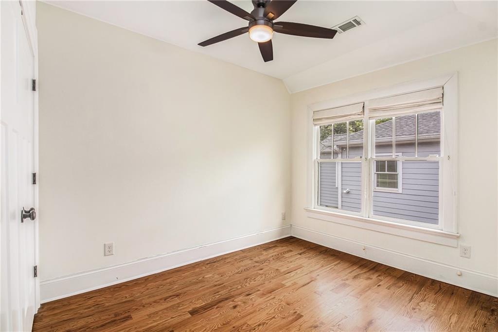 559 Robinson Avenue, Atlanta, Georgia image 19