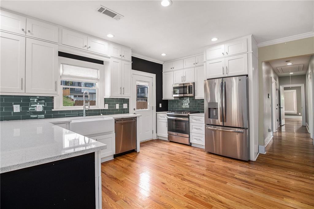 559 Robinson Avenue, Atlanta, Georgia image 11