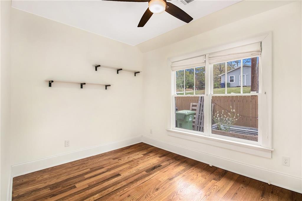 559 Robinson Avenue, Atlanta, Georgia image 18