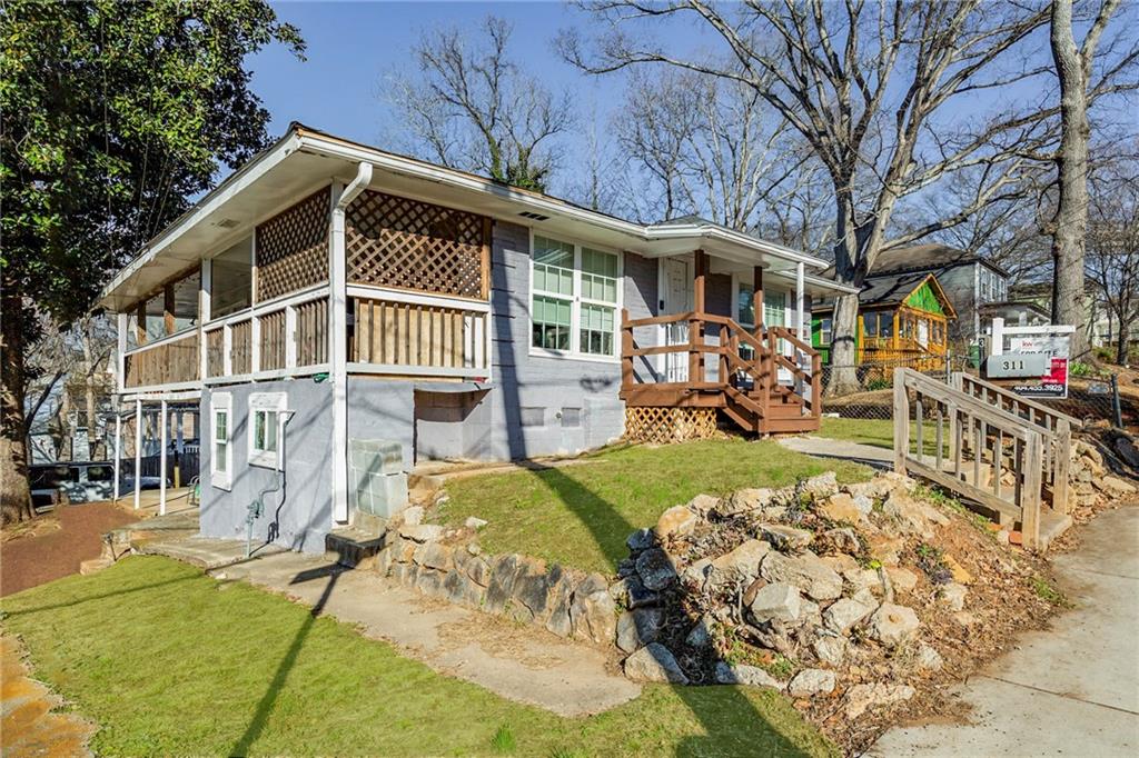 311 University Avenue SW