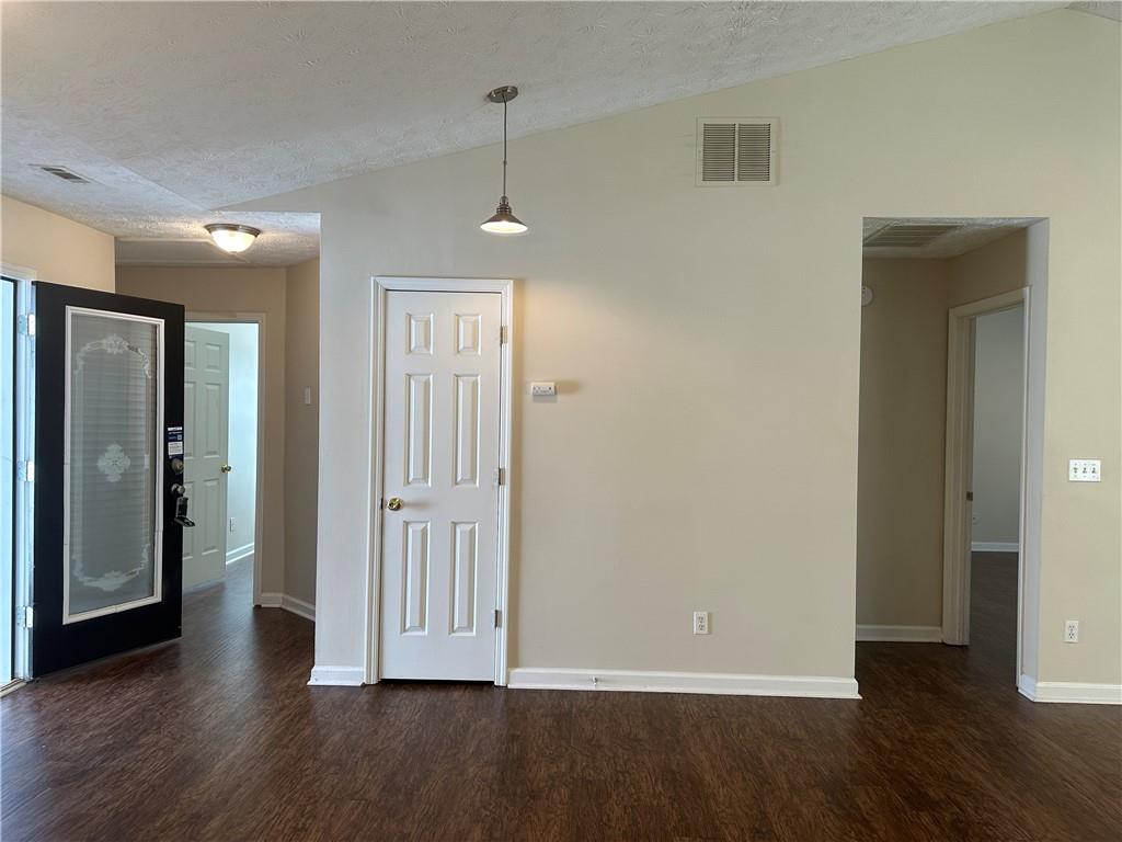 7101 Independence Drive, Flowery Branch, Georgia image 7