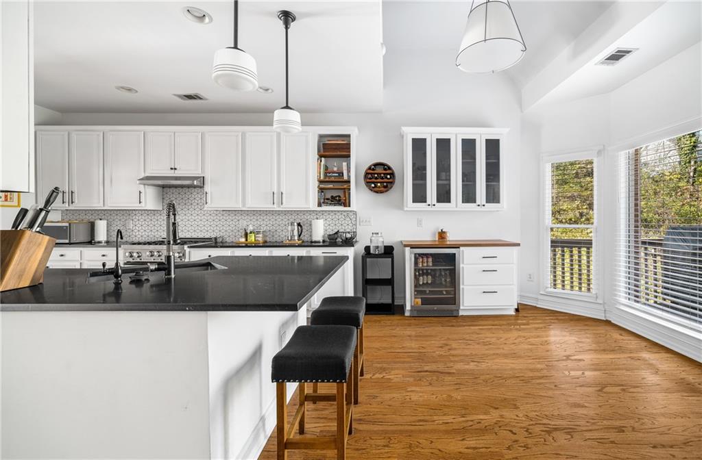 1355 East Gate Court SE