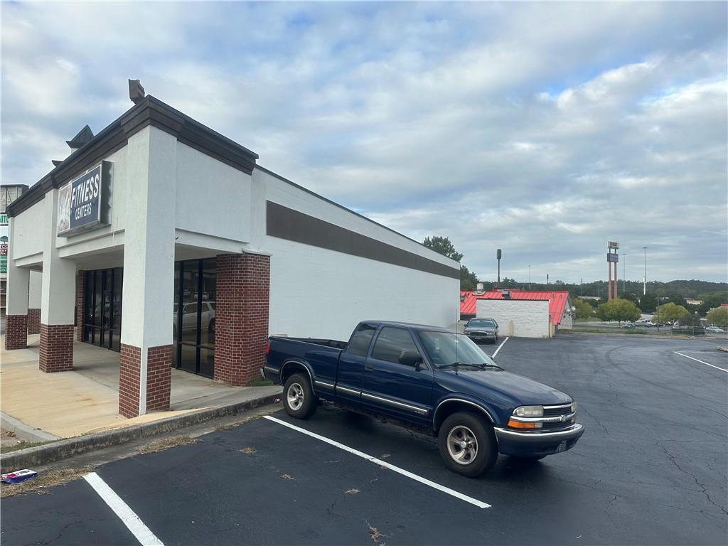 116 Riverside Parkway