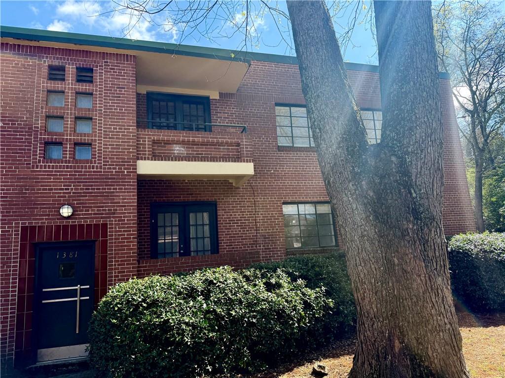 1381 Normandy Drive NE 4