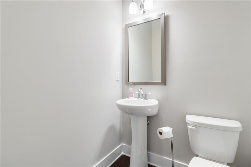1405 Attwater Drive, Atlanta, Georgia image 18
