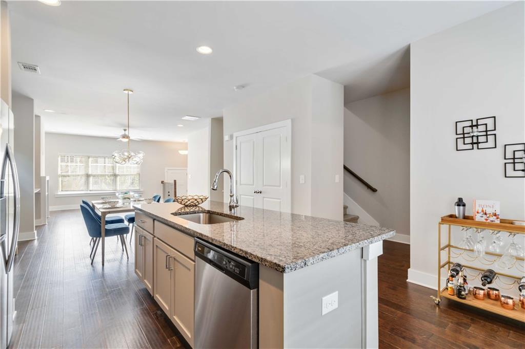 1405 Attwater Drive, Atlanta, Georgia image 12