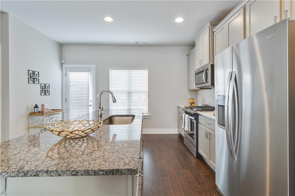 1405 Attwater Drive, Atlanta, Georgia image 15