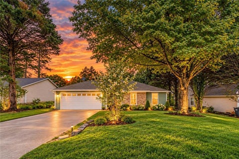 Homes For Sale - 1648 Brandon Square<br/> Gwinnett County, Lawrenceville, GA 30044