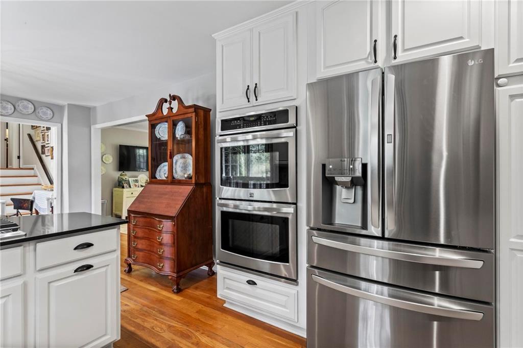 1518 Rochelle Drive, Atlanta, Georgia image 11